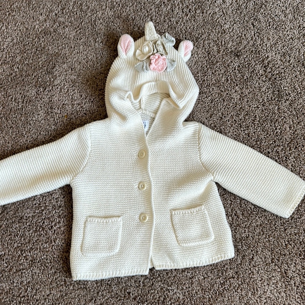 Unicorn horn sweater